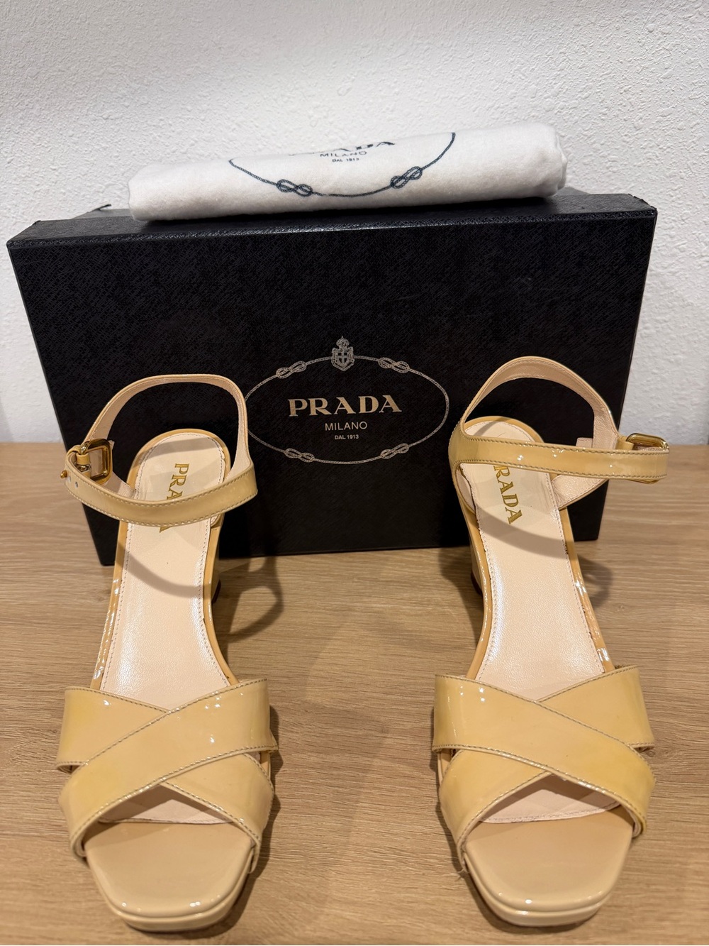 Prada Calzature Donna size 38/7.5 color Sabbia Woman’s shoes